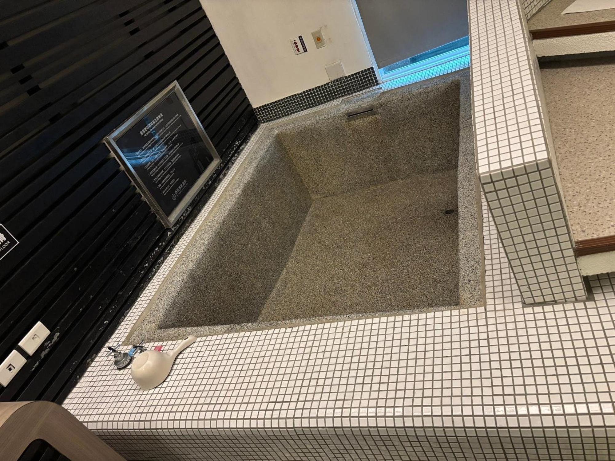 Ya Nold Hot Spring Hotel Jiaoxi Buitenkant foto