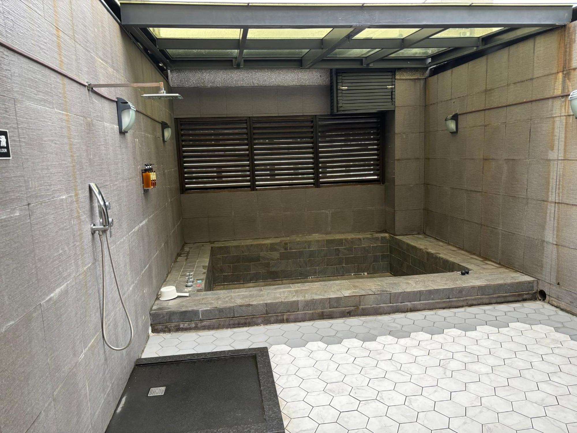 Ya Nold Hot Spring Hotel Jiaoxi Buitenkant foto